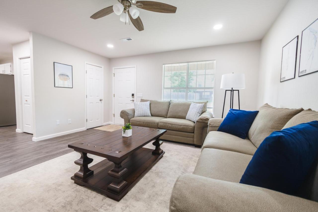 Trailside Townhouse - Close To Downtown & Bike Trails Bentonville Exteriör bild