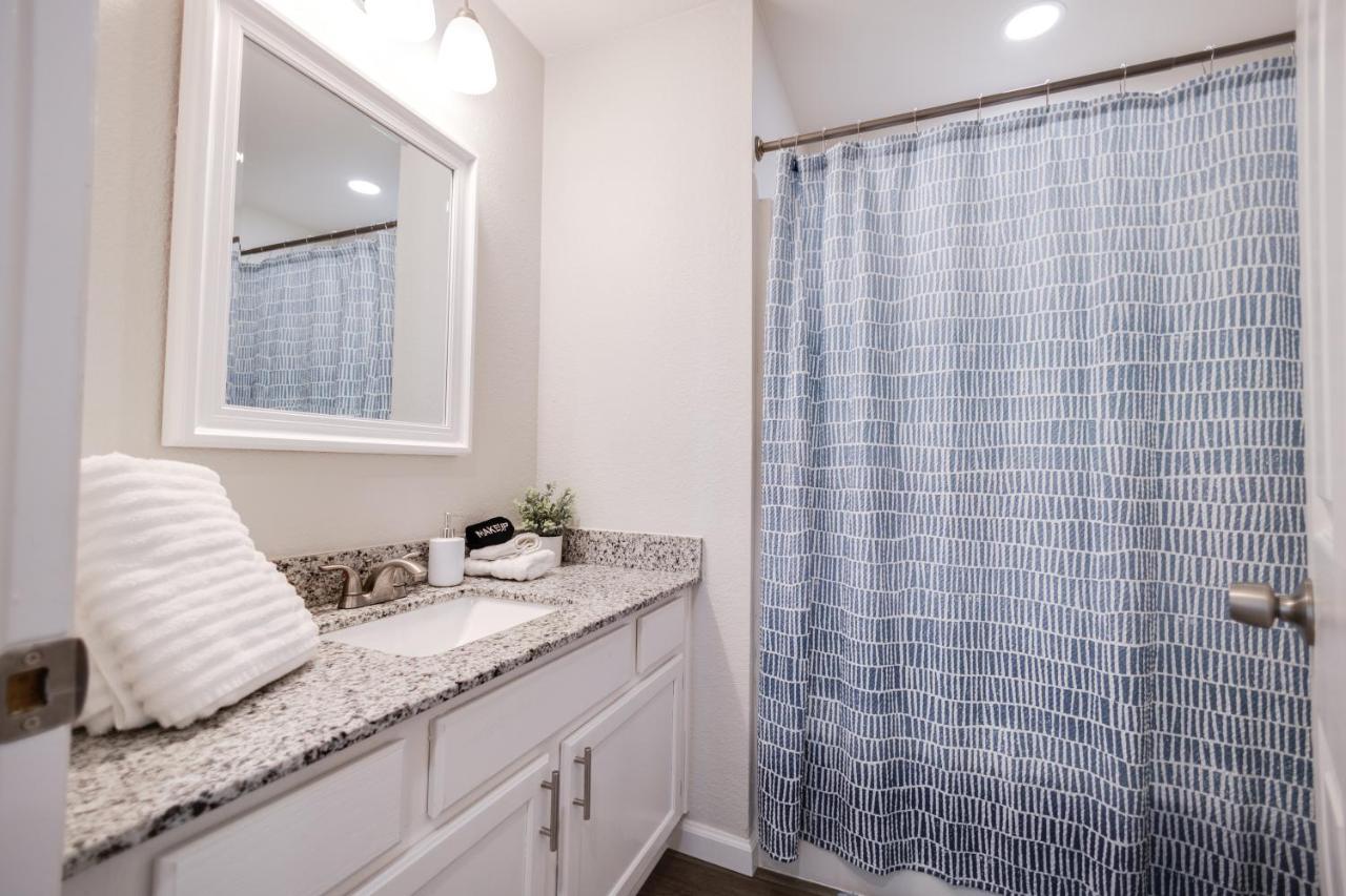 Trailside Townhouse - Close To Downtown & Bike Trails Bentonville Exteriör bild