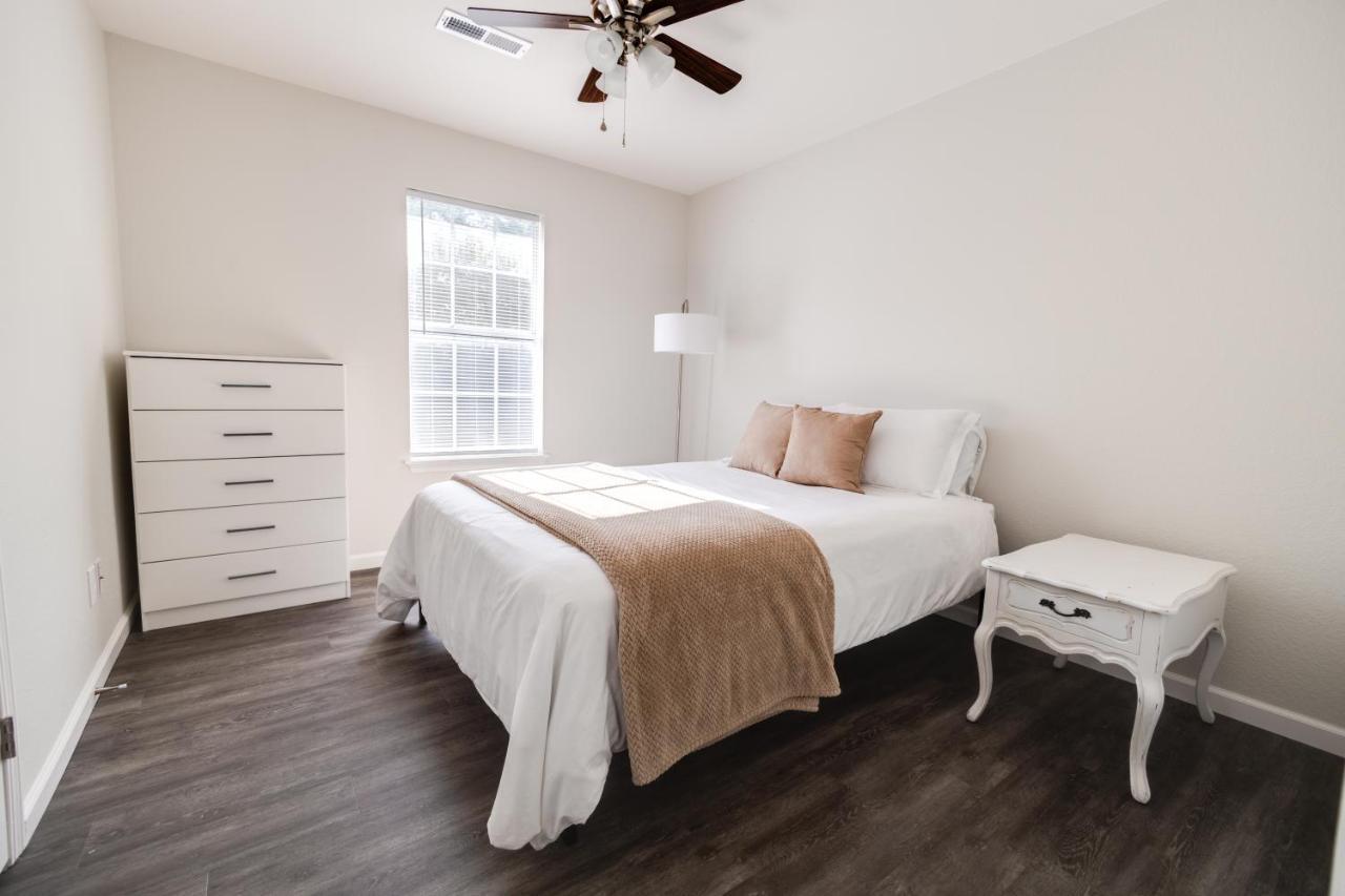 Trailside Townhouse - Close To Downtown & Bike Trails Bentonville Exteriör bild